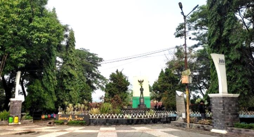 Monumen Jend A Yani1